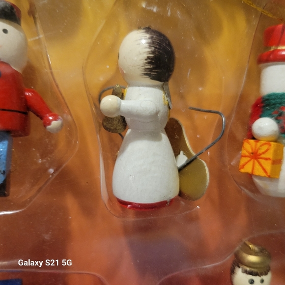 Vintage Joybrite Handpainted Mini Wooden Christmas Ornaments Set Of 24 🎅 ⛄️ 🎄 - Picture 2 of 9